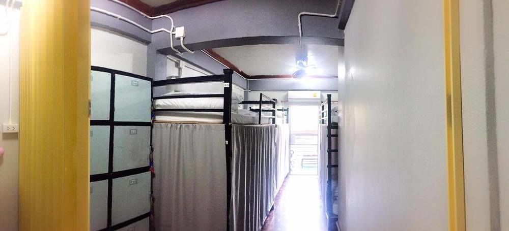 Cassette Hostel Чиангмай Экстерьер фото